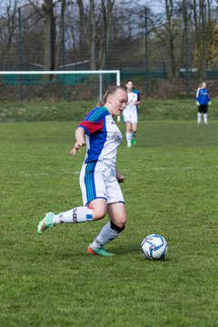 Bild 307 - wBJ SV Henstedt Ulzburg - TSV Sch�nberg : Ergebnis: 5:2